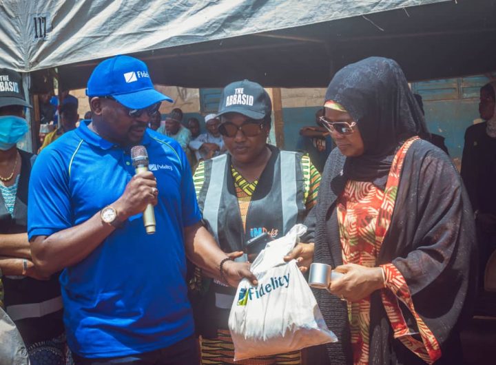 Fidelity Bank Distributes Food Packs to 1,500 Mokwa Residents Affected by Flood