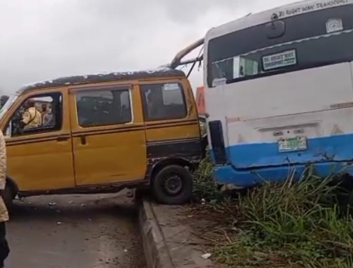 LASTMA AND LASAMBUS RESCUE THREE LIVES IN LONE COLLISION AND MULTIPLE-VEHICLE CRASHES ACROSS LAGOS.