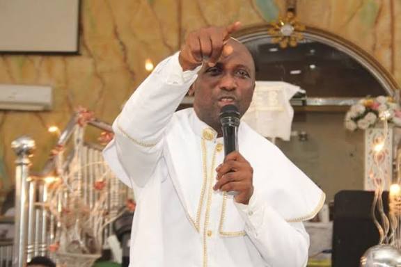Primate Ayodele Predicts FRSC Reforms: Arming Officers, New Uniforms, and Overhaul of Number Plates and Licenses Primate Ayodele Predicts FRSC Reforms: Arming Officers, New Uniforms, and Overhaul of Number Plates and Licenses