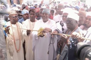 Tinubu’s Wife, Hamzat, Fashola Lead Call for Religious Unity at Epe Mosque Commissioning