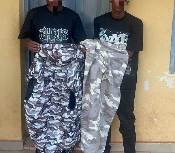 OGUN POLICE UNCOVER TWO SUSPECTS IN IJEBU-ODE LINKED TO EDO STATE KIDNAPPING AND MURDER OF TWO HOSTAGES; RECOVER POLICE CAMOUFLAGE AND MOBILE PHONES AS INVESTIGATION DEEPENS