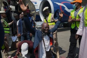 FG Vows Safe Return of Nigerians from South Africa, Warns of Tough Response to Xenophobic Attacks
