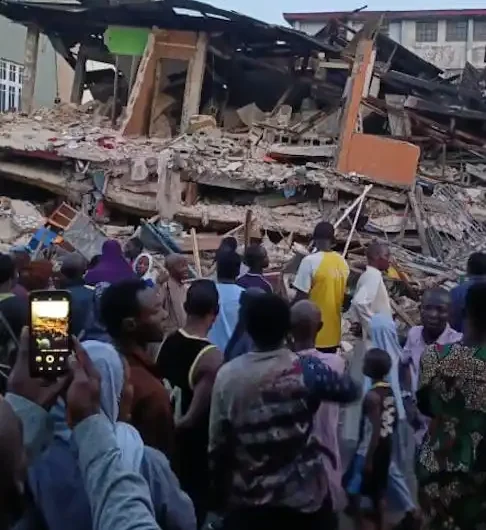 Breaking: Many Feared Trapped as Two-Storey Building Collapses in Ogun, Victims Still Respond to Phone