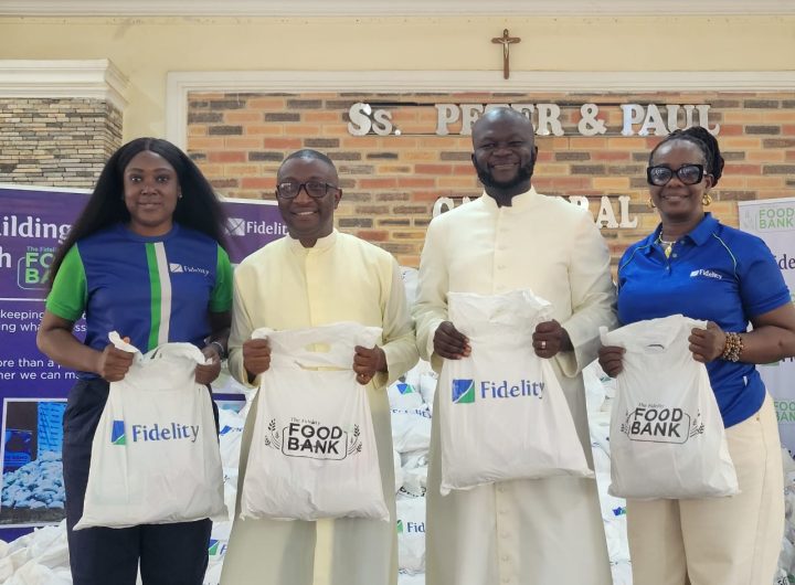Fidelity Bank Donates 2,000 Food Packs to Abeokuta Residents, Deepens Food Security Drive